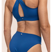 Stanik kąpielowy CASALL V-Neck Crossback Bikini Top kolor niebieski
