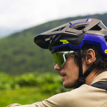 Okulary fotochromowe Julbo Edge - miętowy | Reactiv Light Amplifier cat 1-3 - L - Adventure Sports
