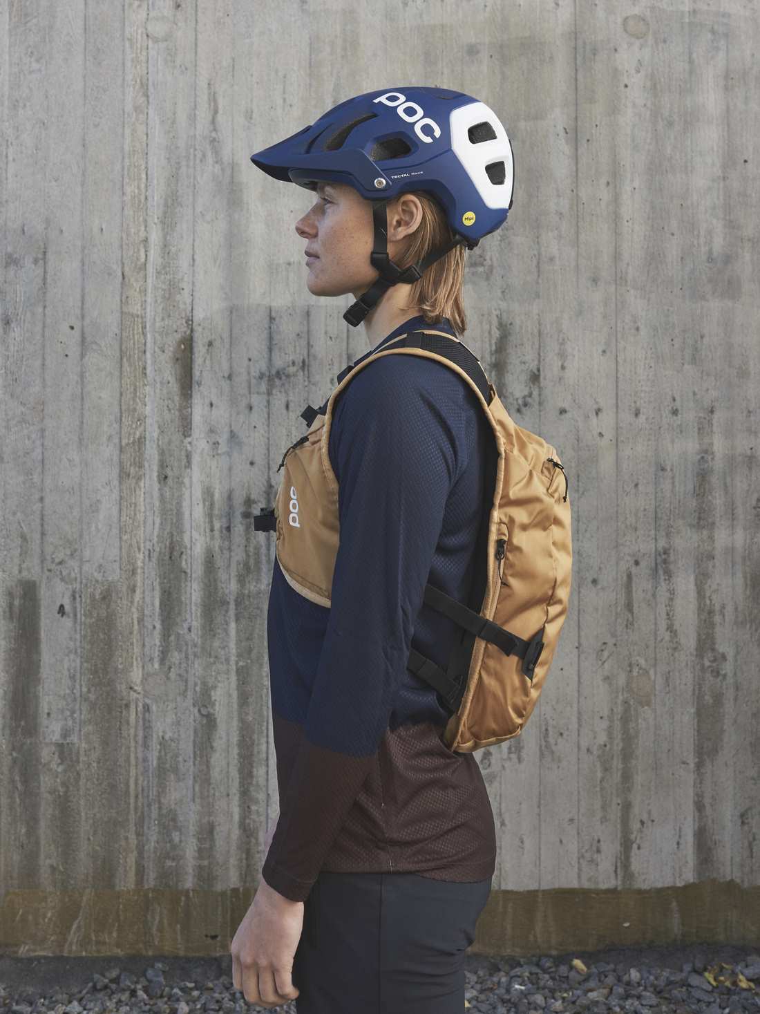 Plecak enduro POC COLUMN VPD Backpack 8L - brązowy - TU - Adventure Sports