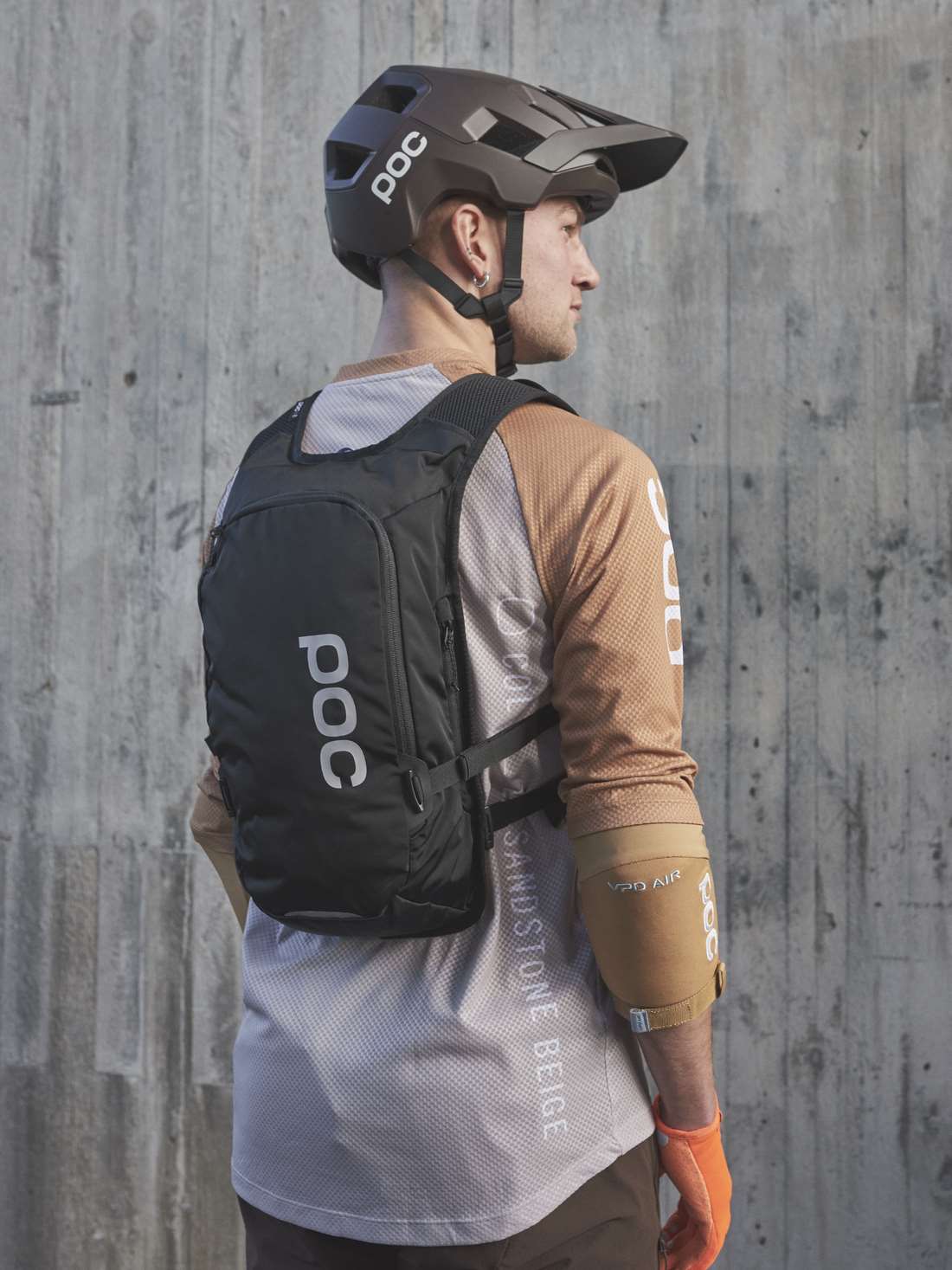 Plecak rowerowy POC COLUMN VPD Backpack 13L - czarny