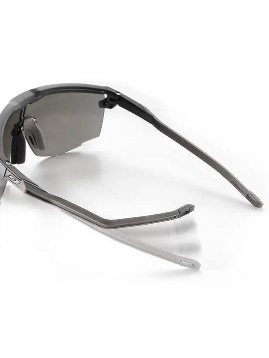 Okulary fotochromowe JULBO ULTIMATE - czarny/szary | Reactiv Cat 0-3 - L - Adventure Sports
