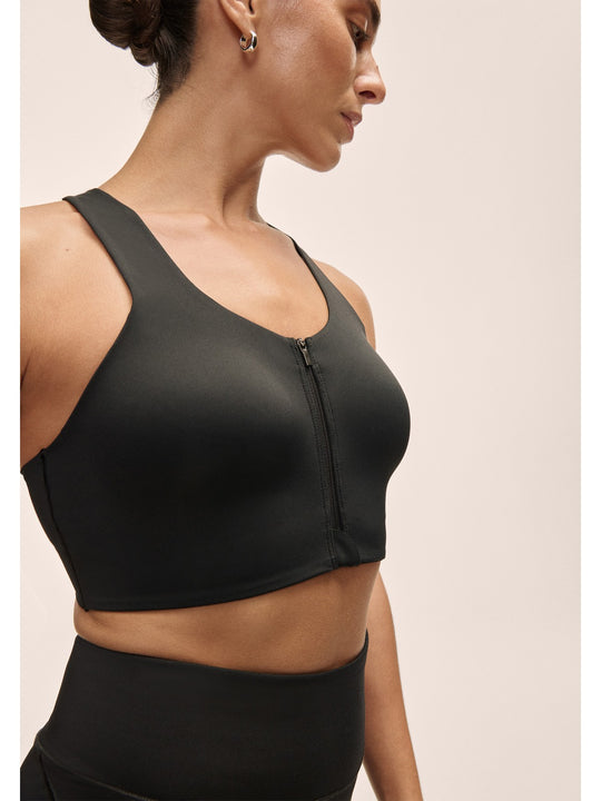 Stanik treningowy CASALL Impact Zip Sports Bra kolor czarny
