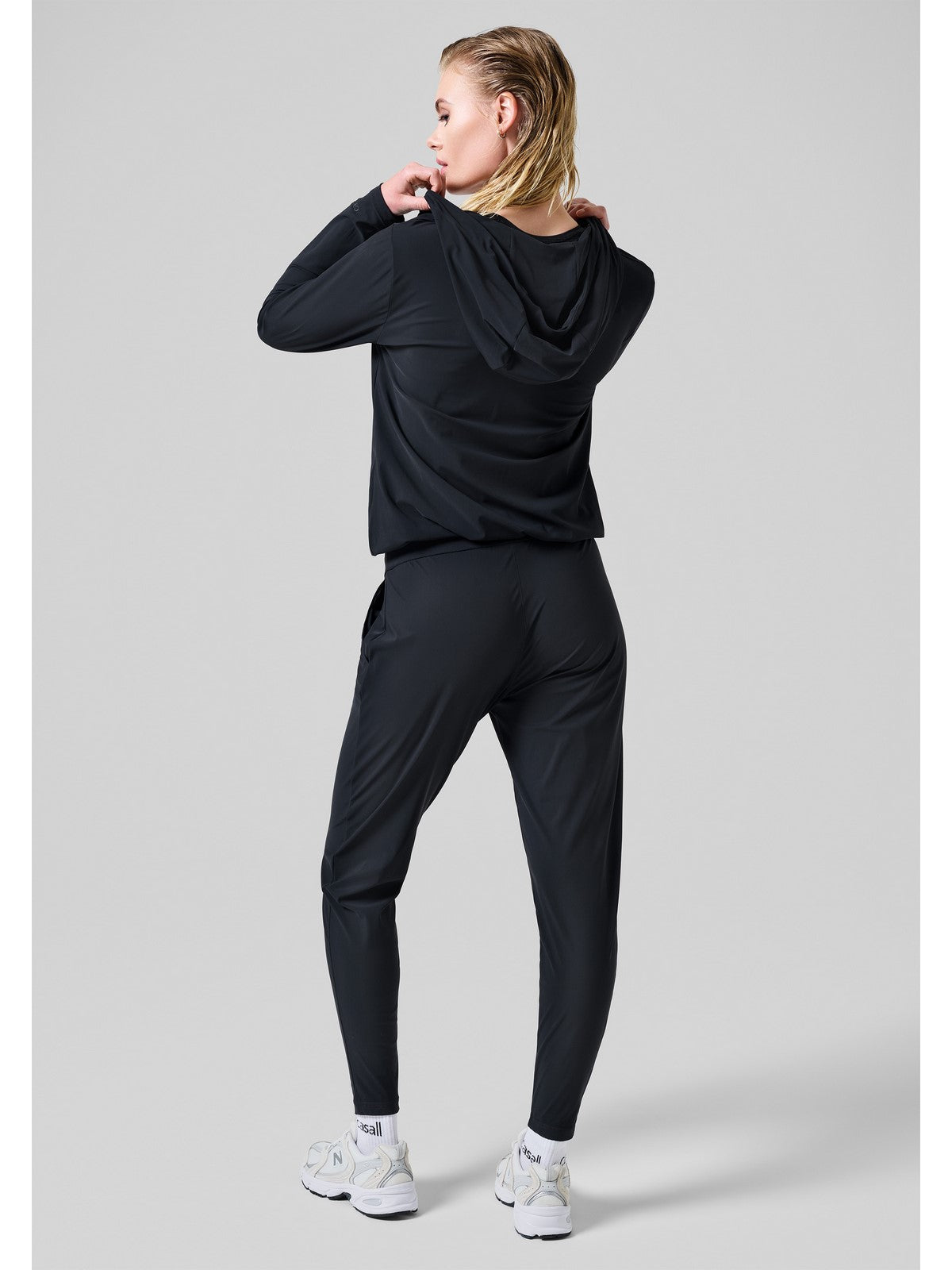 Kombinezon CASALL Weekend Jumpsuit czarny