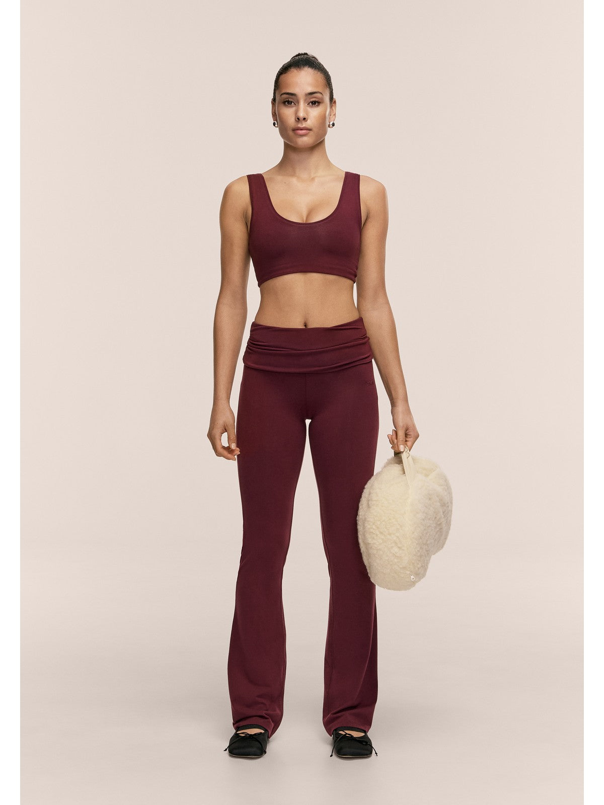 Spodnie damskie CASALL Sublime Folded Flare Pants kolor bordowy