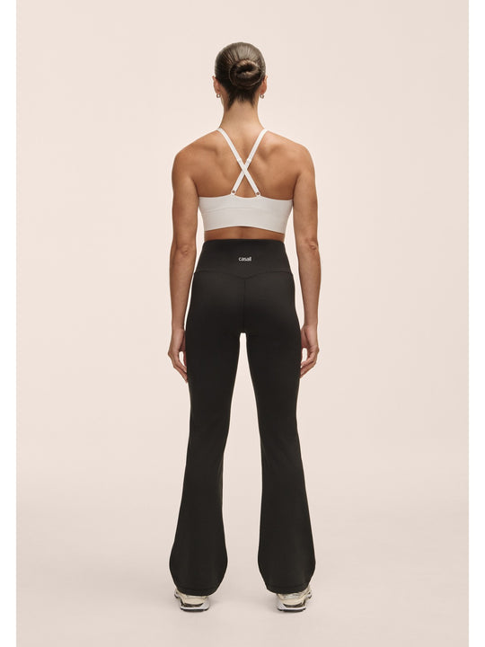 Spodnie damskie CASALL Soft Touch Flared Pants kolor czarny
