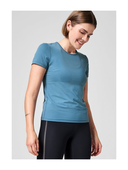 Koszulka CASALL Essential Mesh Detail Tee niebieski - Adventure Sports
