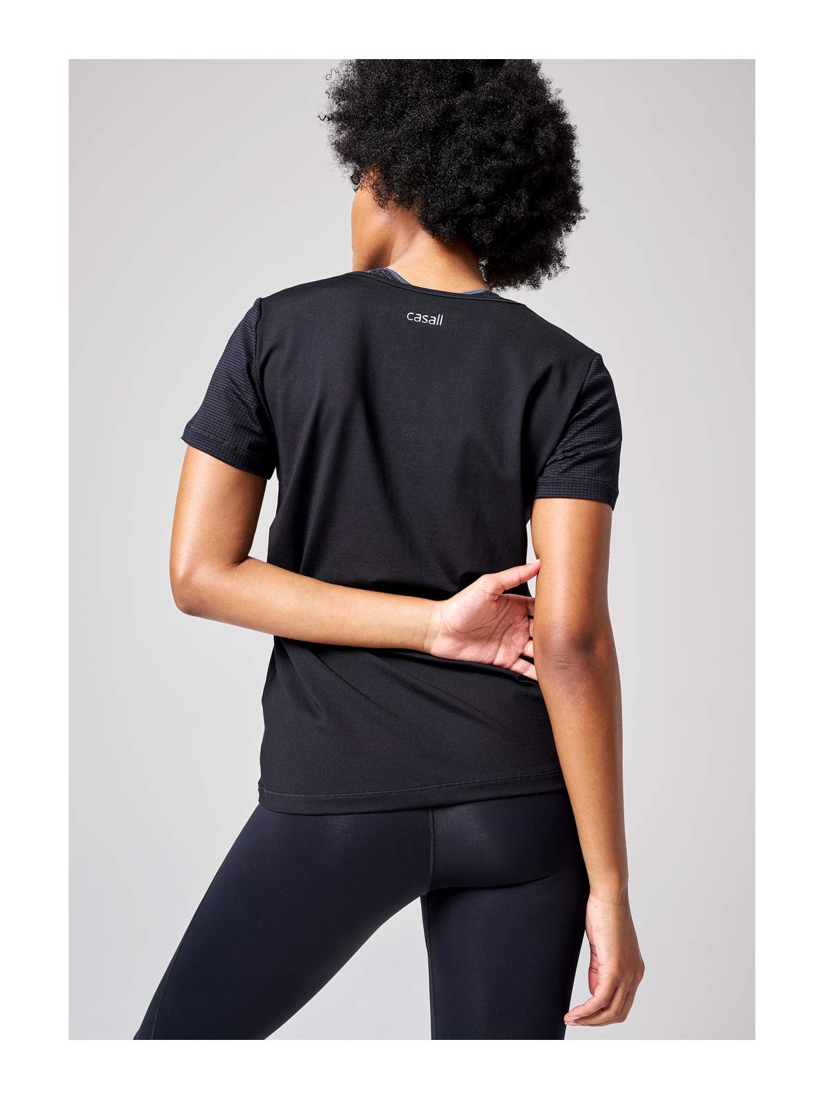 Koszulka damska CASALL Essential Mesh Detail Tee czarny - Adventure Sports