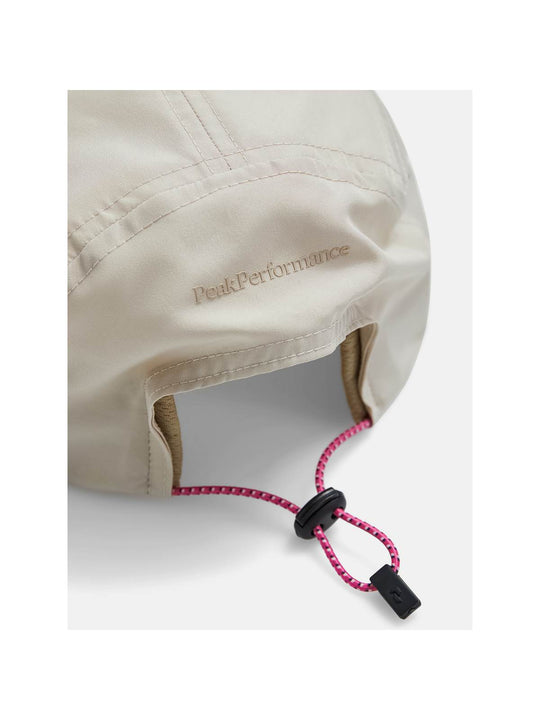 Czapka Peak Performance Lightweight Cap beżowy - TU - Adventure Sports
