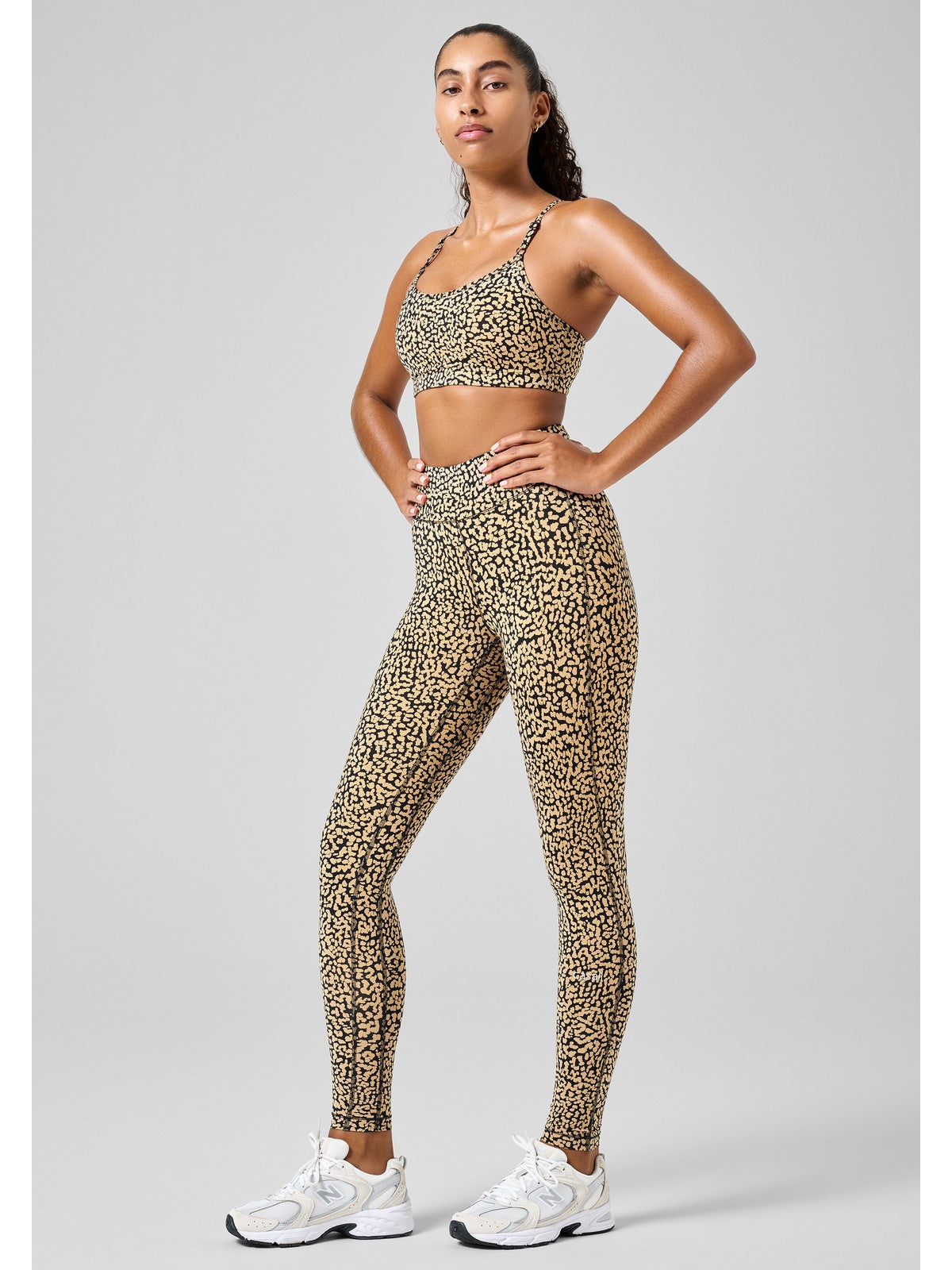 Legginsy CASALL Essential Printed Tights brązowy - Adventure Sports