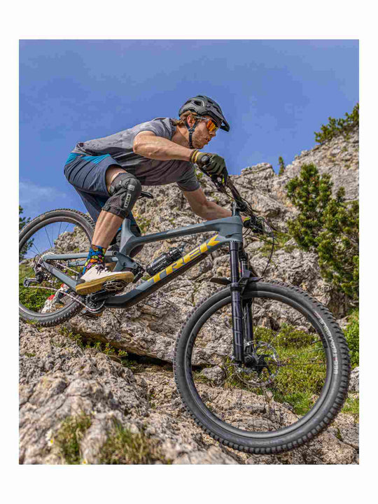 Kask rowerowy Rudy Project PROTERA + czarny mat - Adventure Sports
