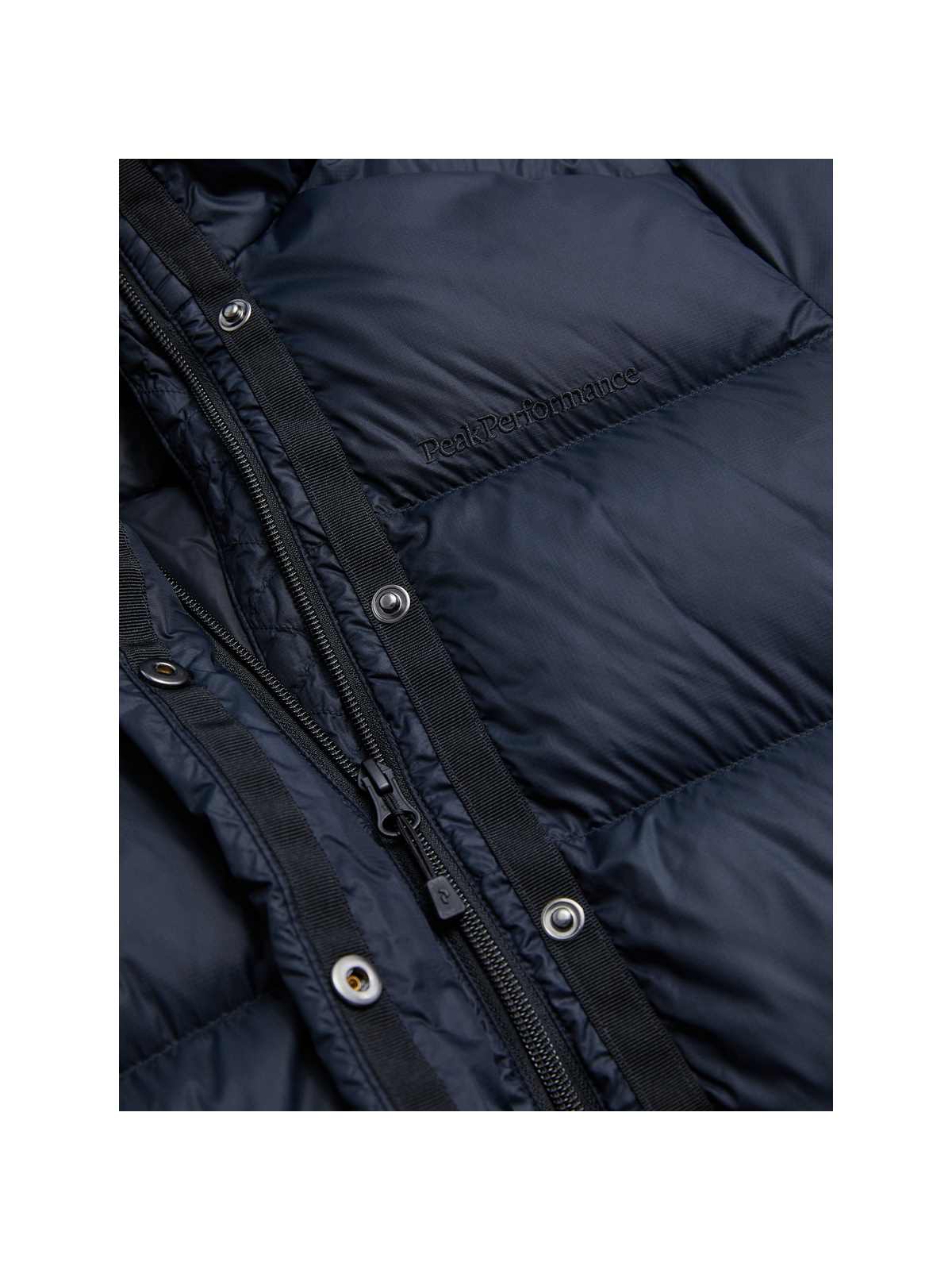 Kurtka puchowy Peak Performance W Frost Down Coat czarny - Adventure Sports